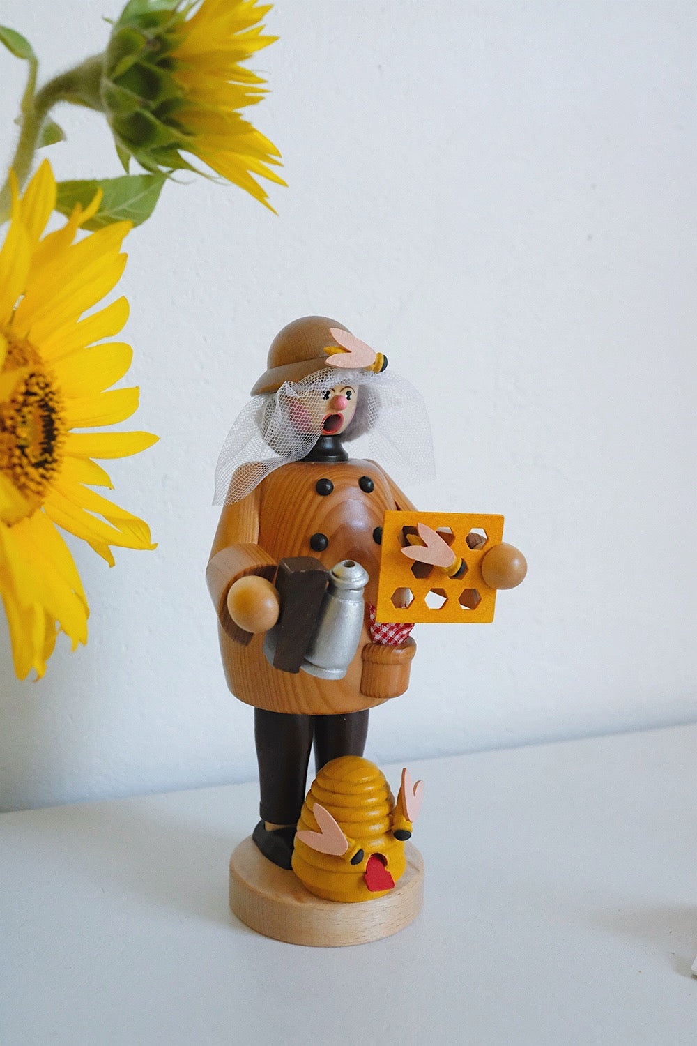 german beekeeper smoker