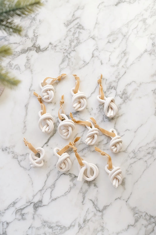 double strand knot ornament