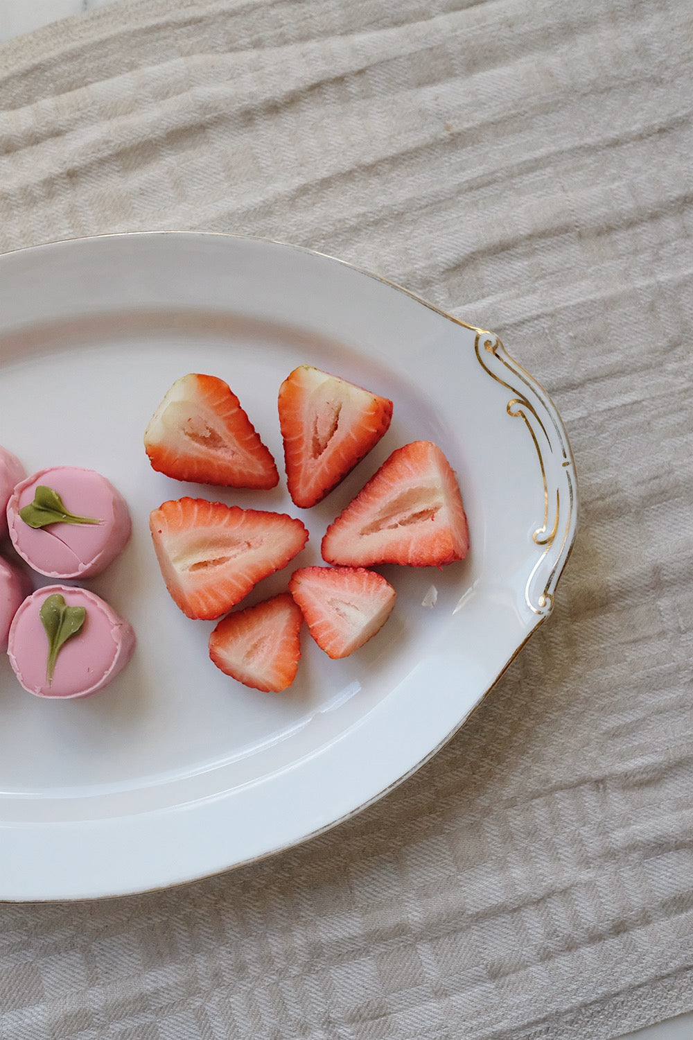 ceramic serving platter