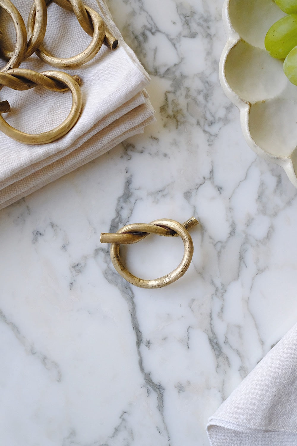 gold metal napkin rings - set of 8