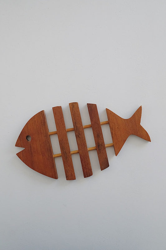 teak fish trivet