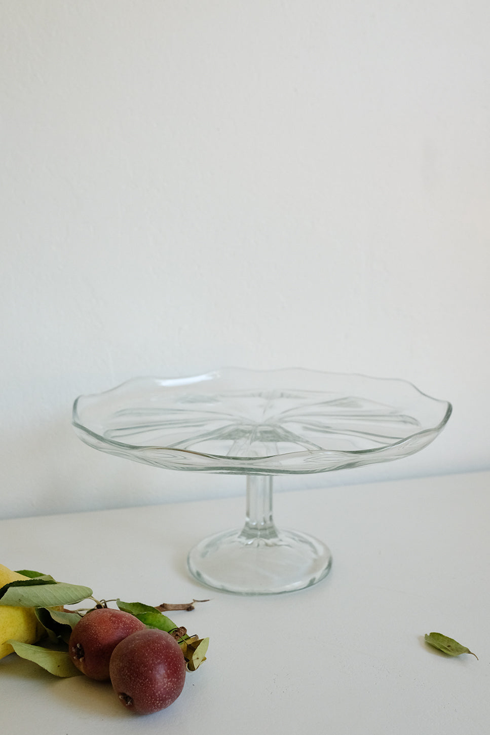 glass cake stand