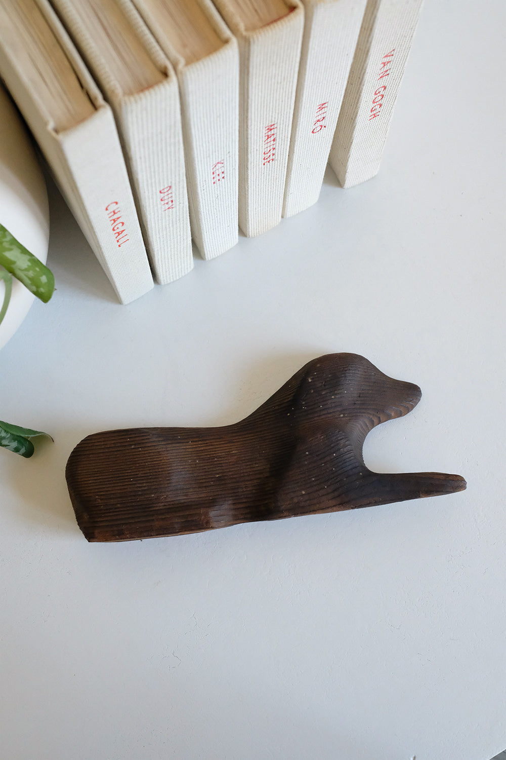 folk art dog