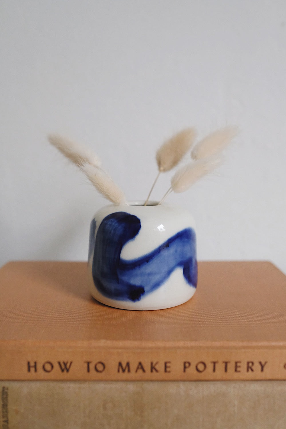 waves bud vase