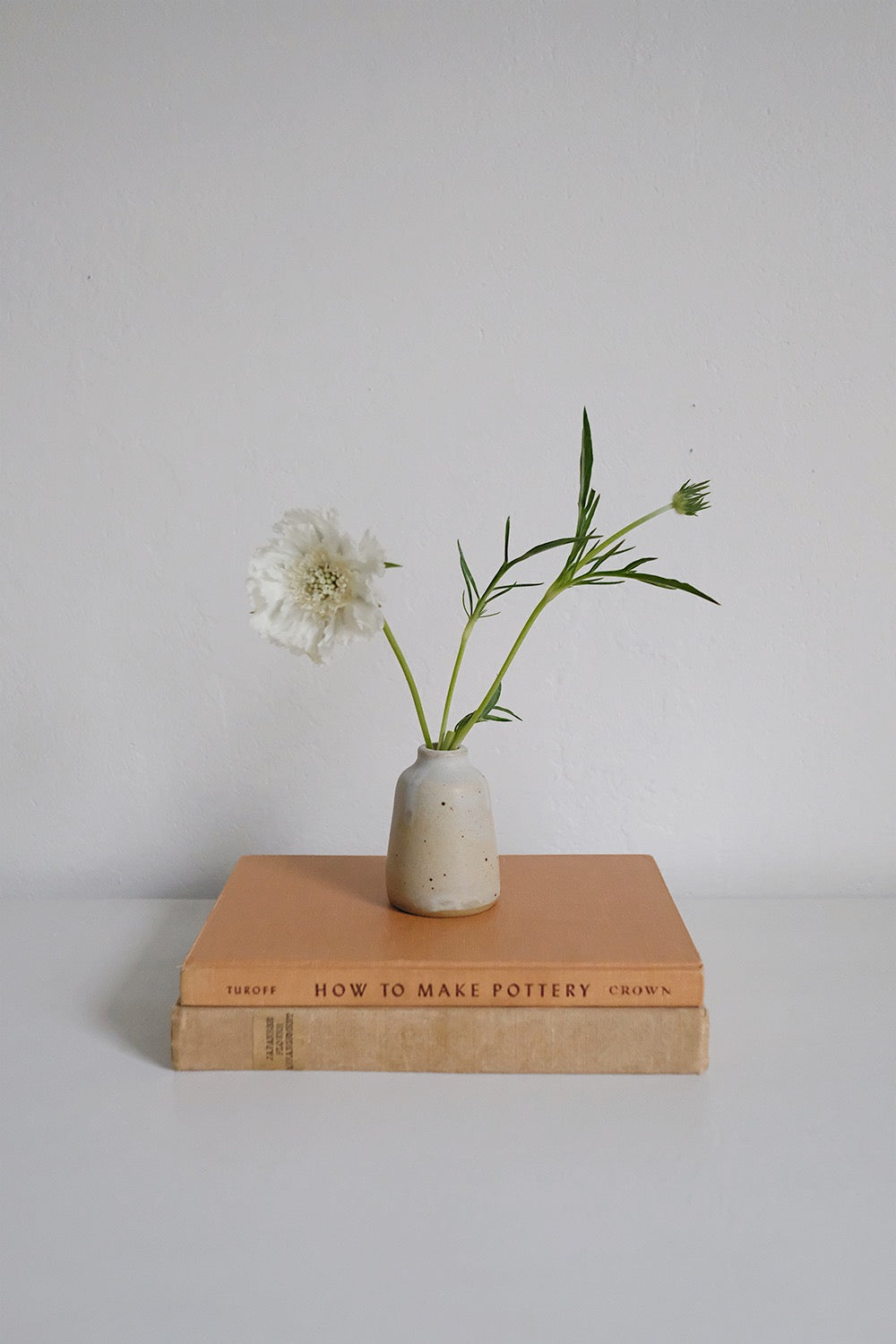 bud vase