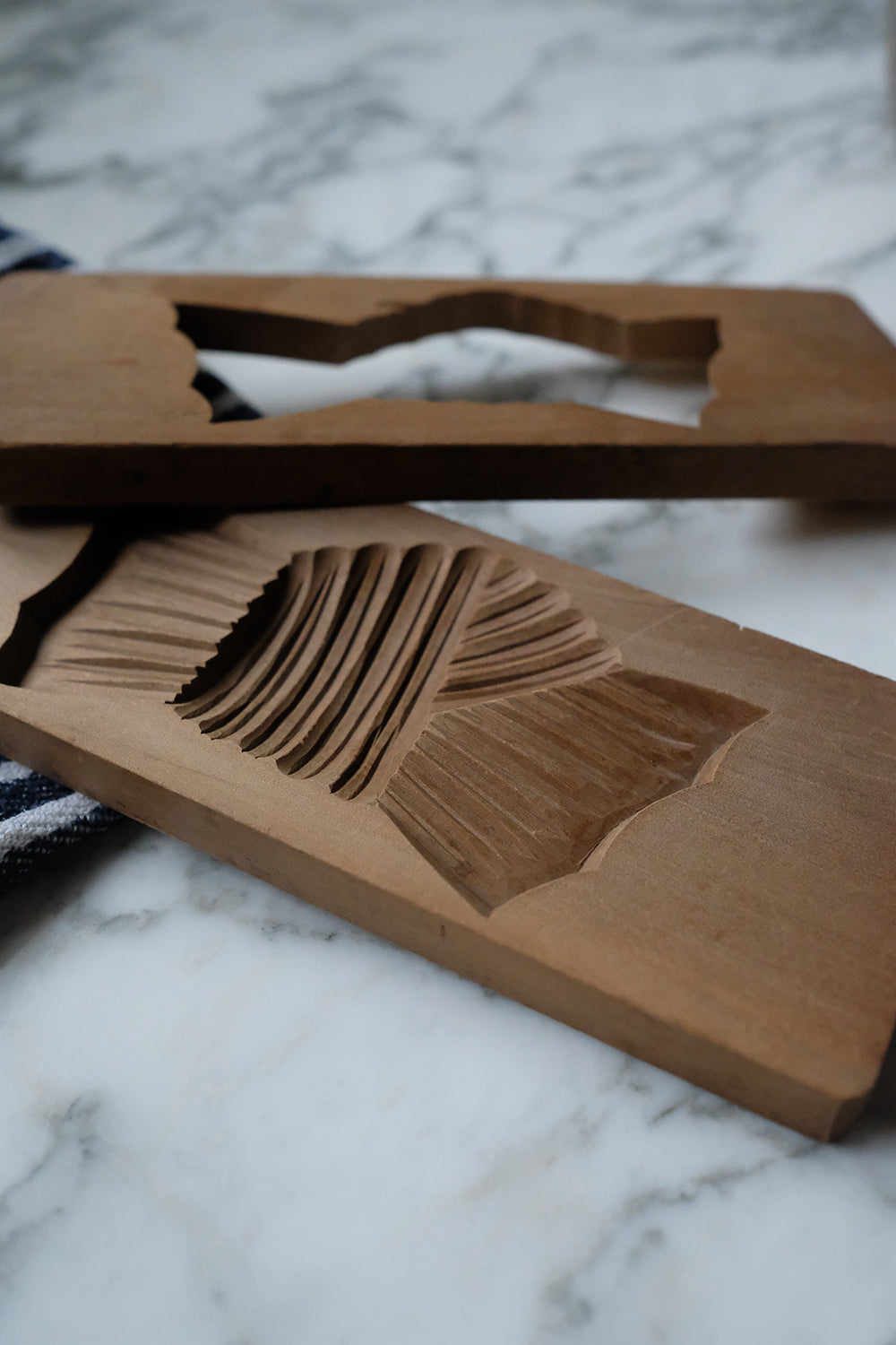 Japanese wooden knot mold