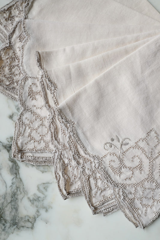 embroidered linen napkins - set of 7