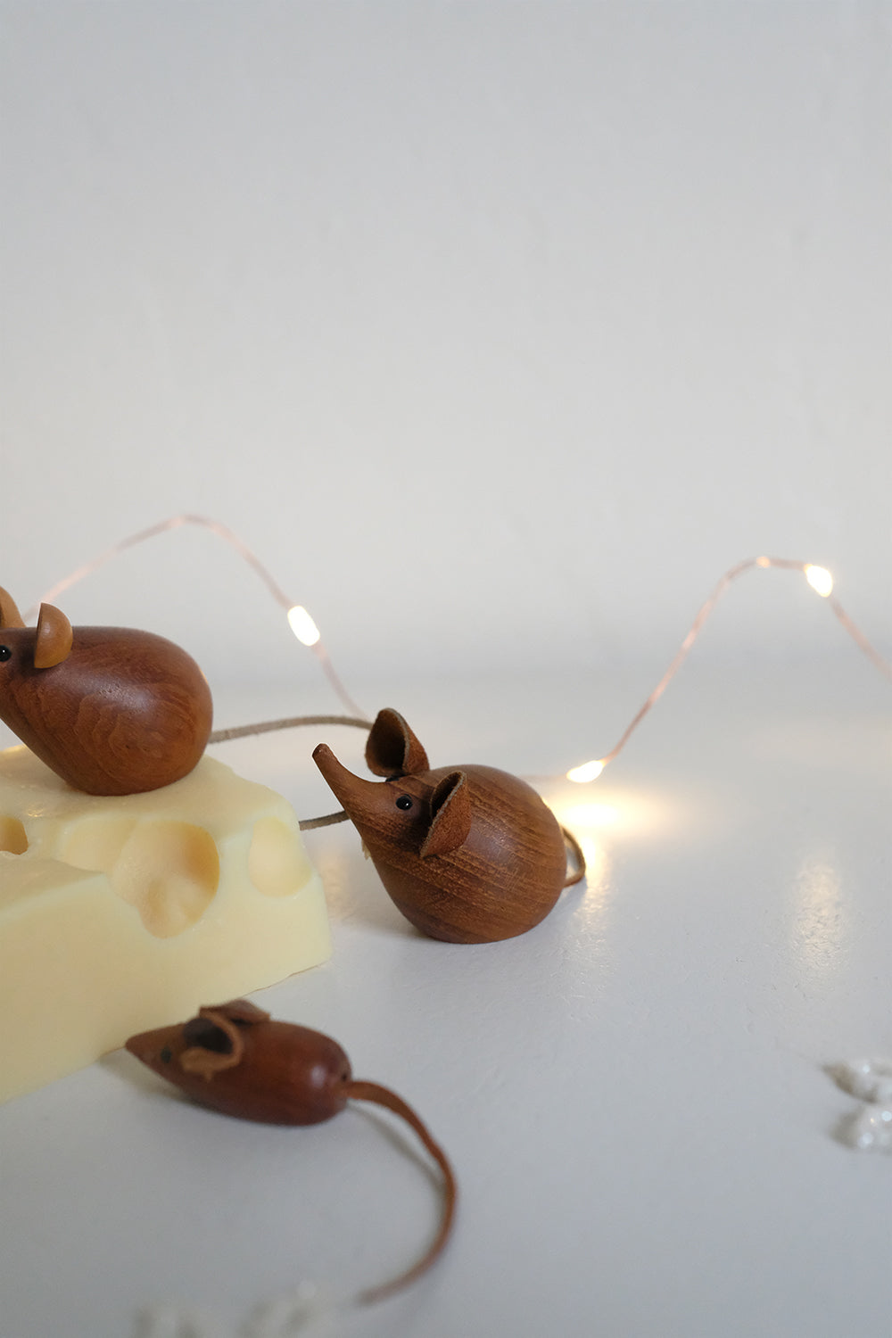 danish teak mouse family - set of 5