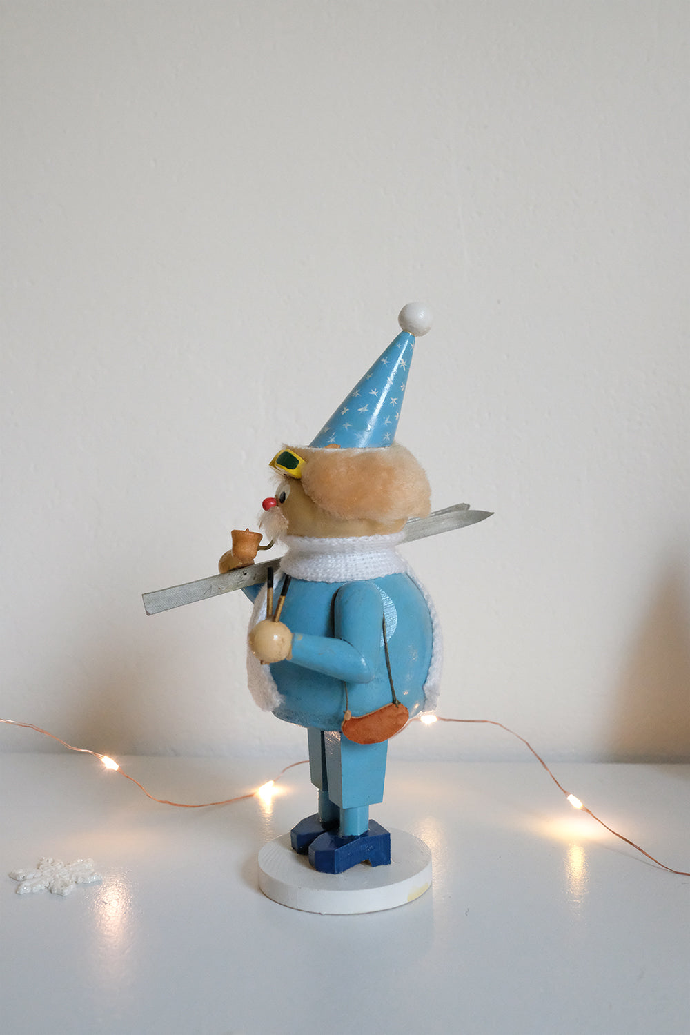 handmade wooden smoker - skiier