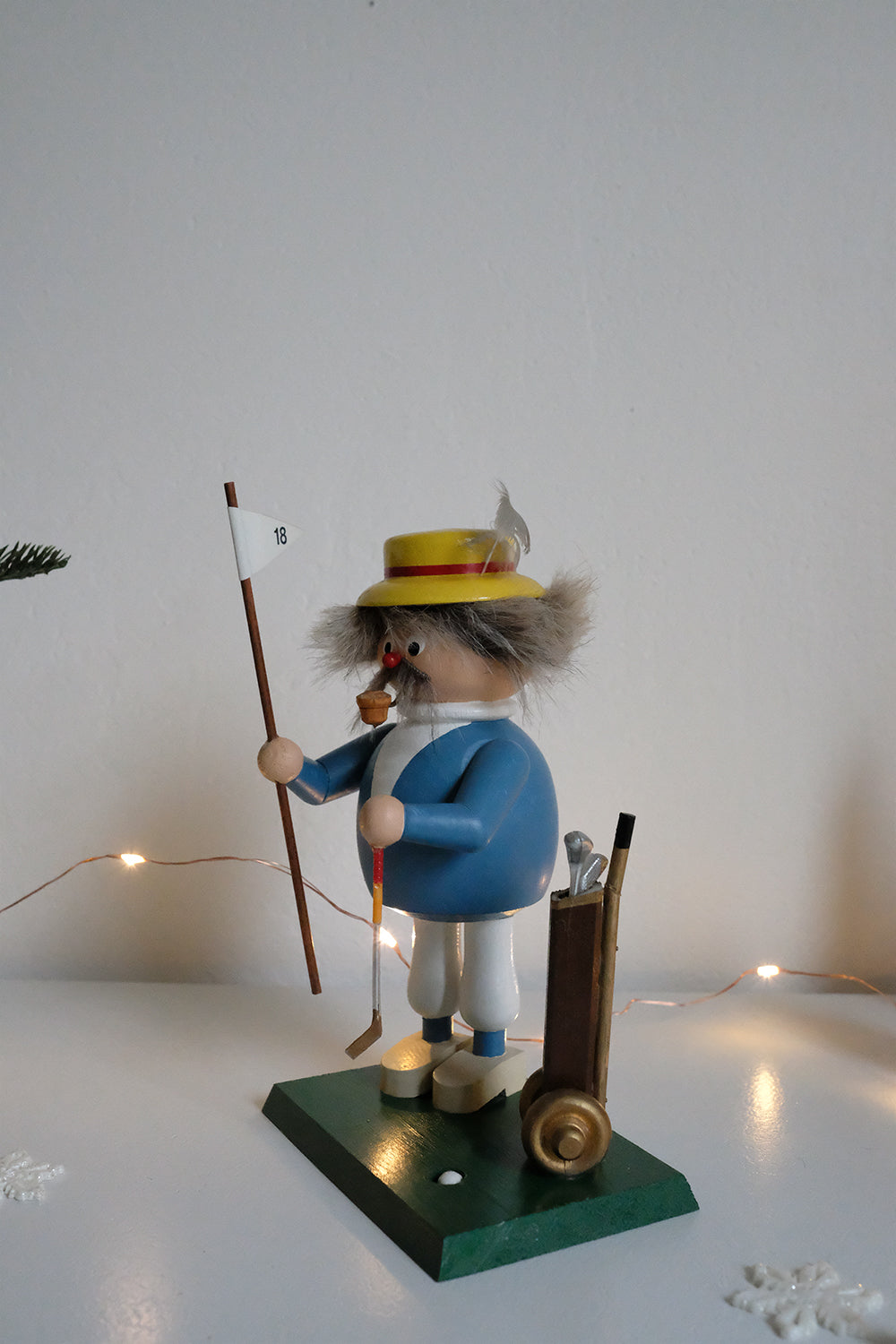 handmade wooden smoker - golfer