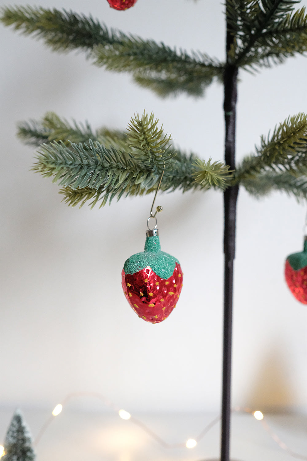 glass strawberry ornaments - set of 5