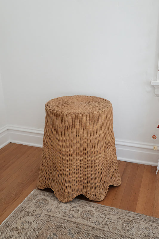 trompe l'oeil wicker side table