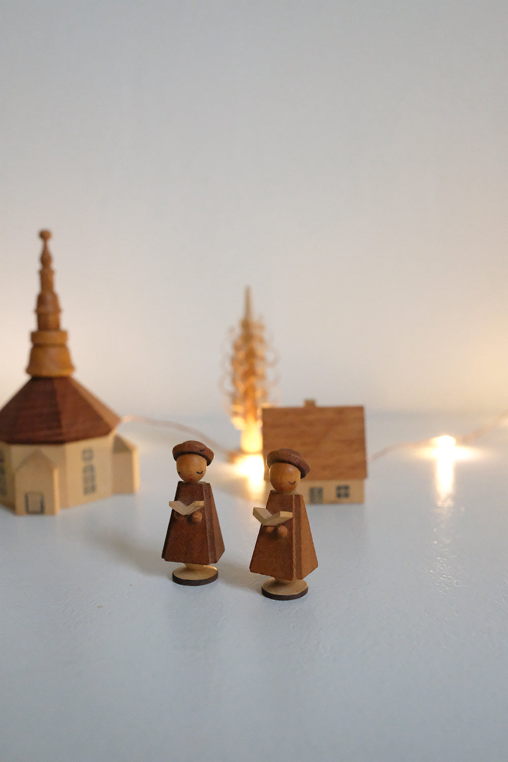 handmade wooden carolers scene
