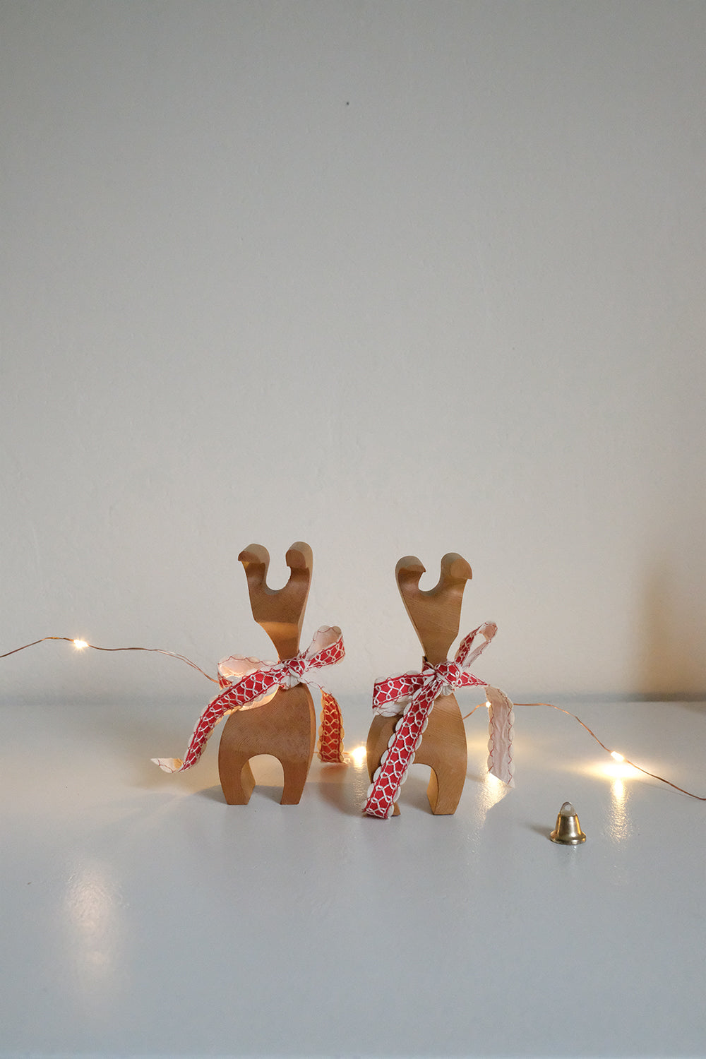 wooden reindeer - set of 2