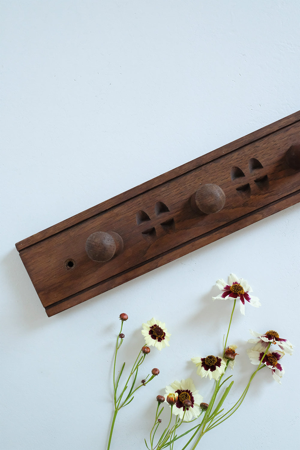 wood peg rack