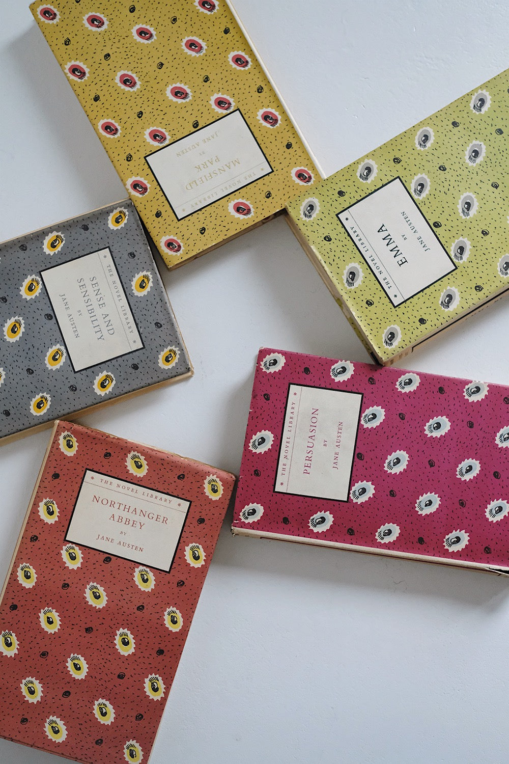 set of 5 Jane Austen books