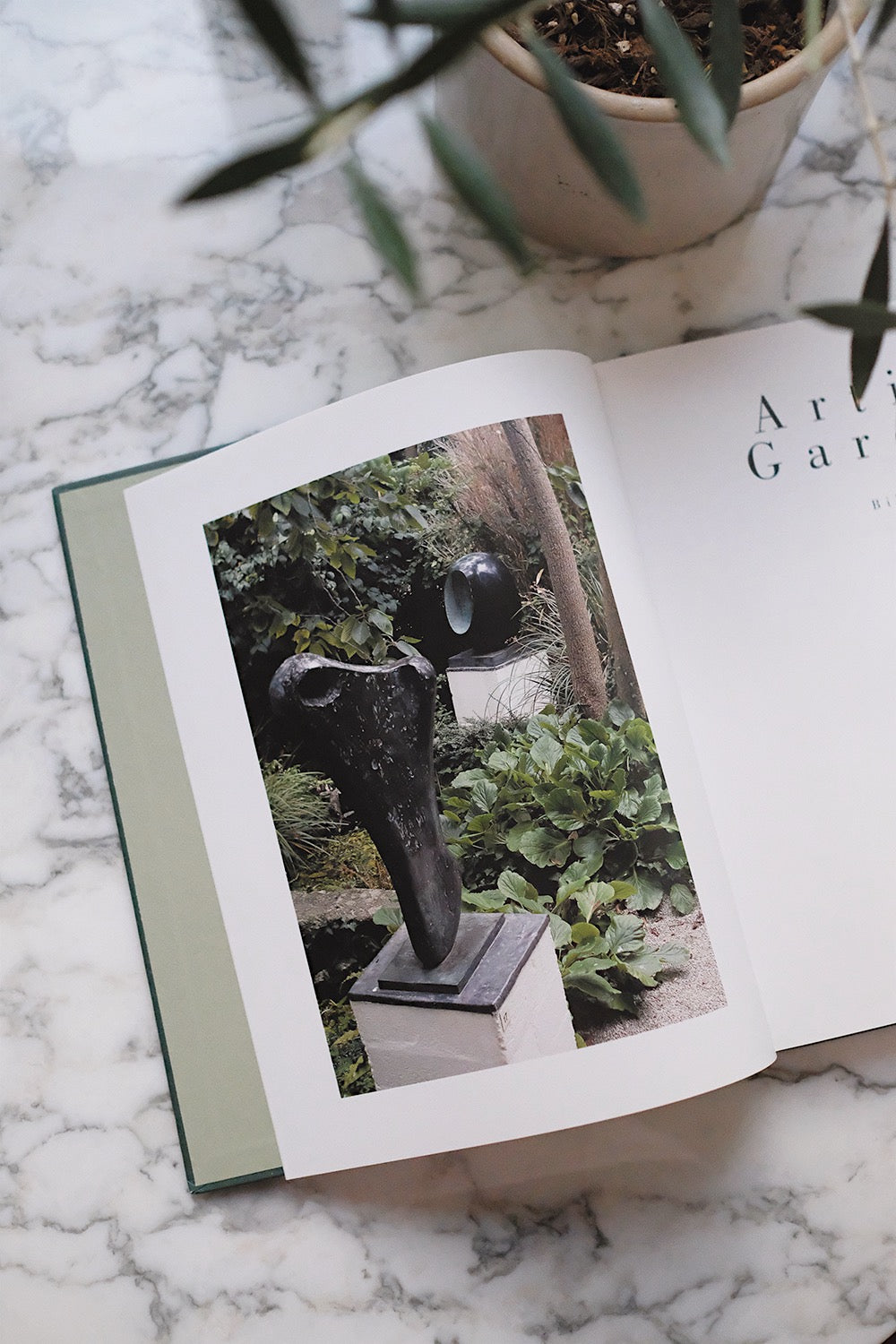 artists' gardens book