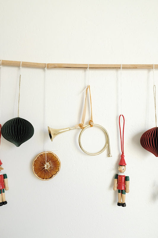 gold metal horn ornaments - set of 3