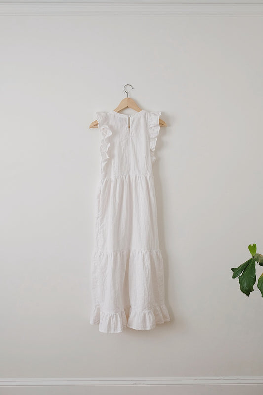 universal thread flutter sleeve gauze dress