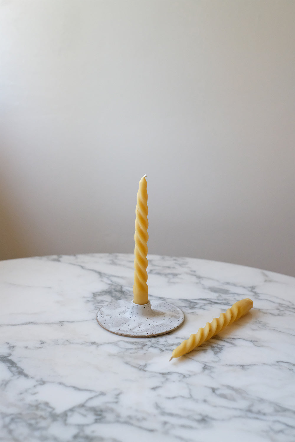 handmade candles by hazelfern goods