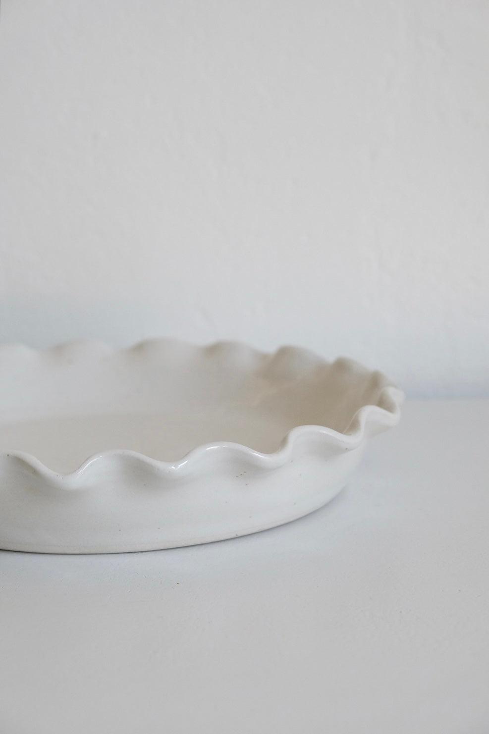 ceramic wavy dish