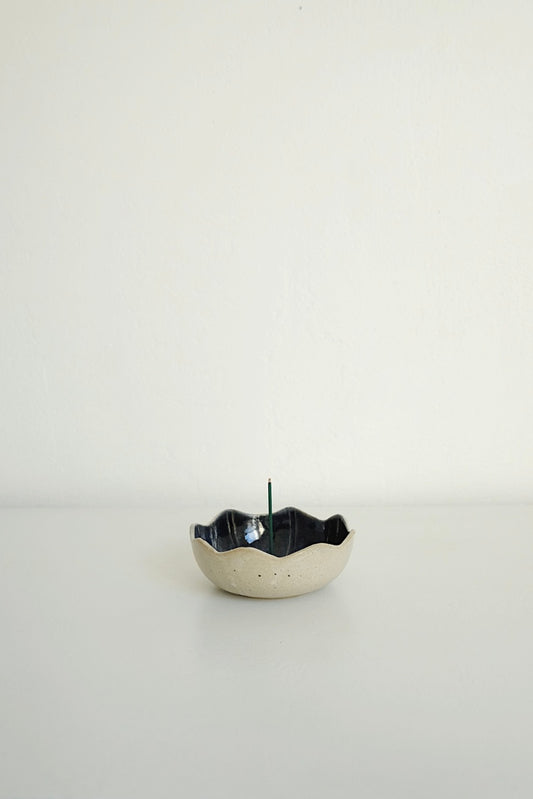 ceramic incense dish