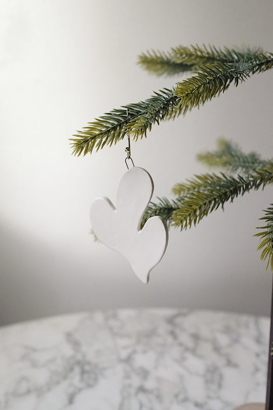 cutout ornament - matte white