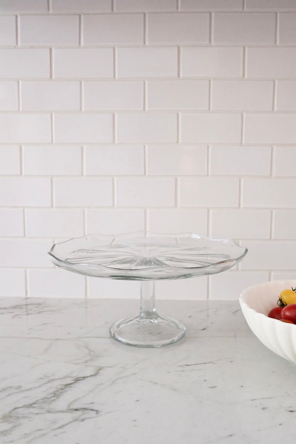 glass cake stand