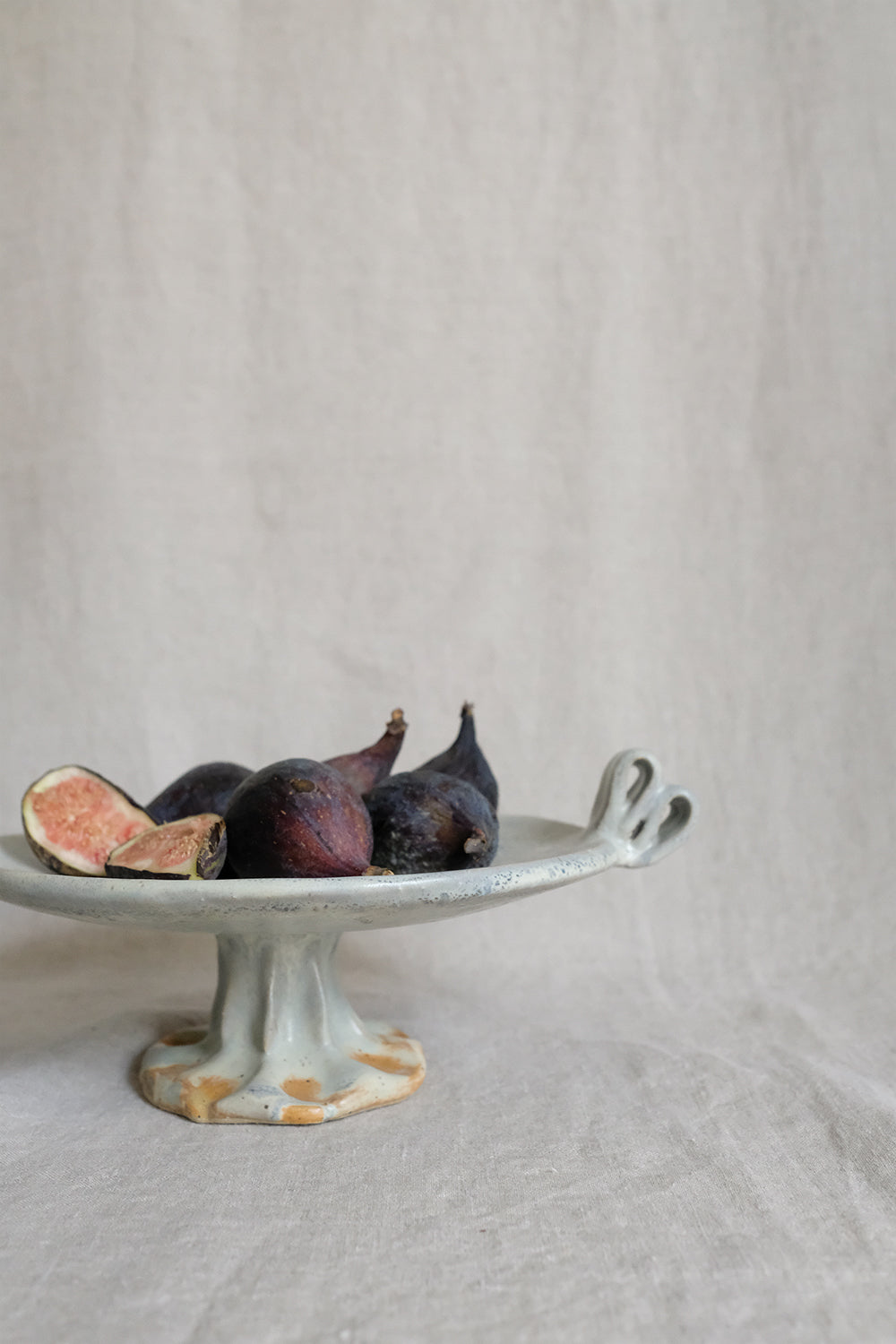 pedestal dish no. 1