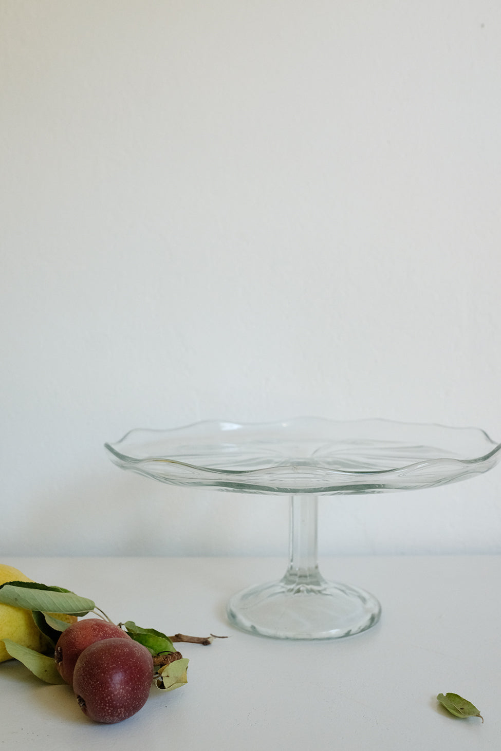 glass cake stand