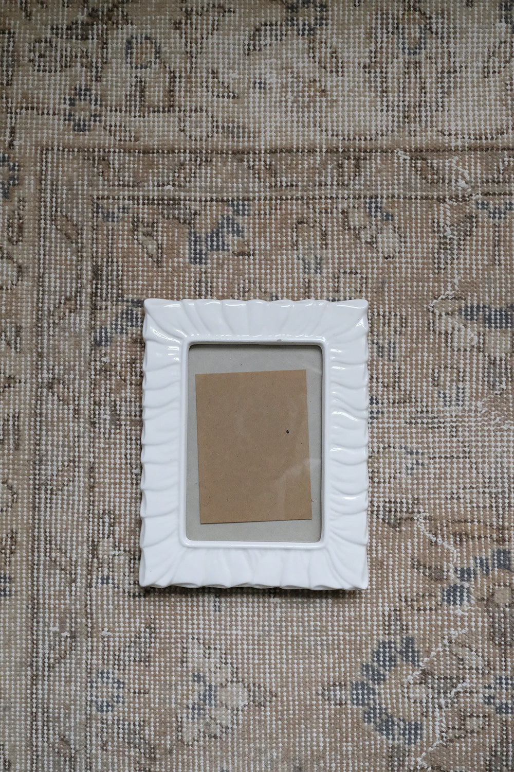 vintage ceramic ribbon frame
