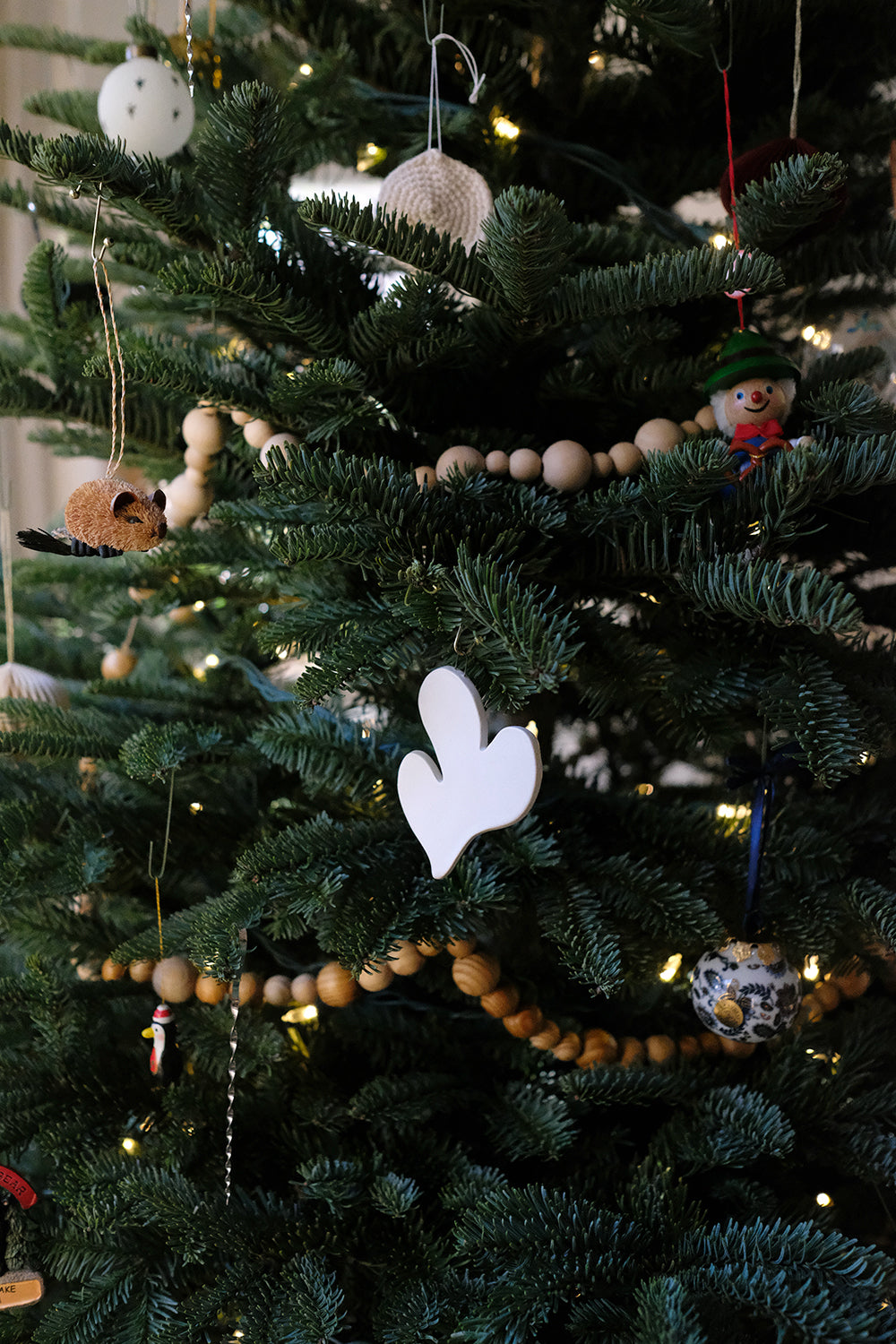 cutout ornament - matte white