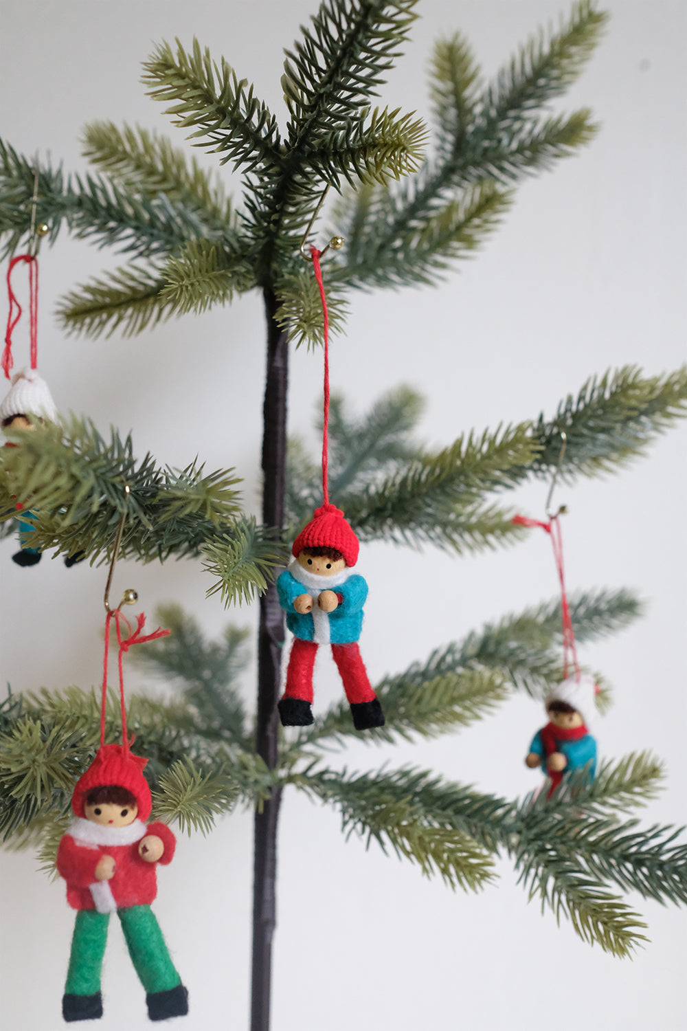 felt people ornaments - set of 4