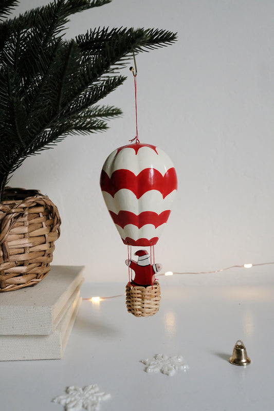 hot air balloon Santa ornament