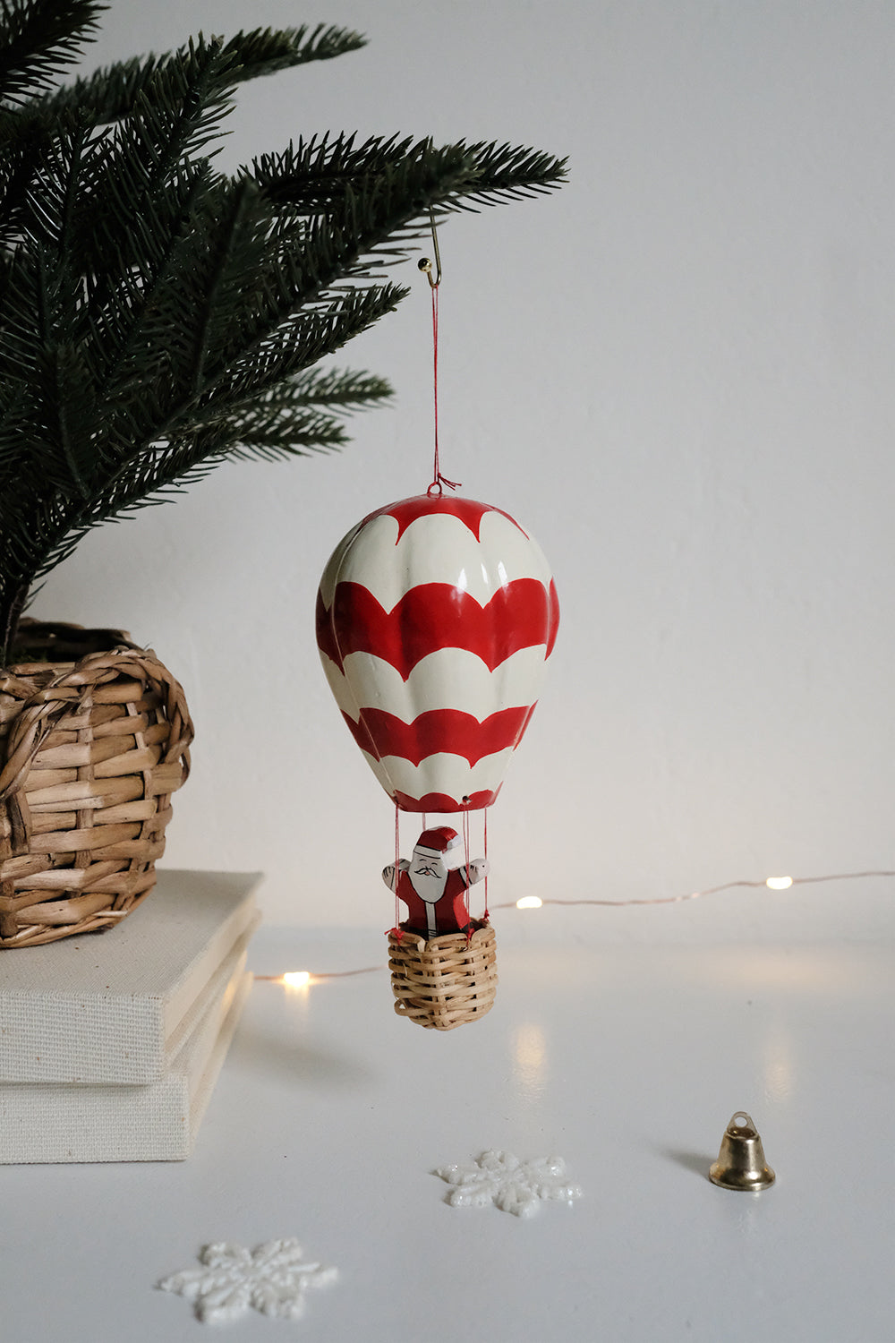 hot air balloon Santa ornament