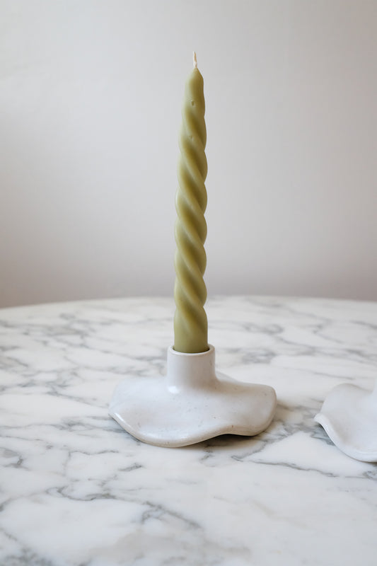 skirted candlestick - glossy