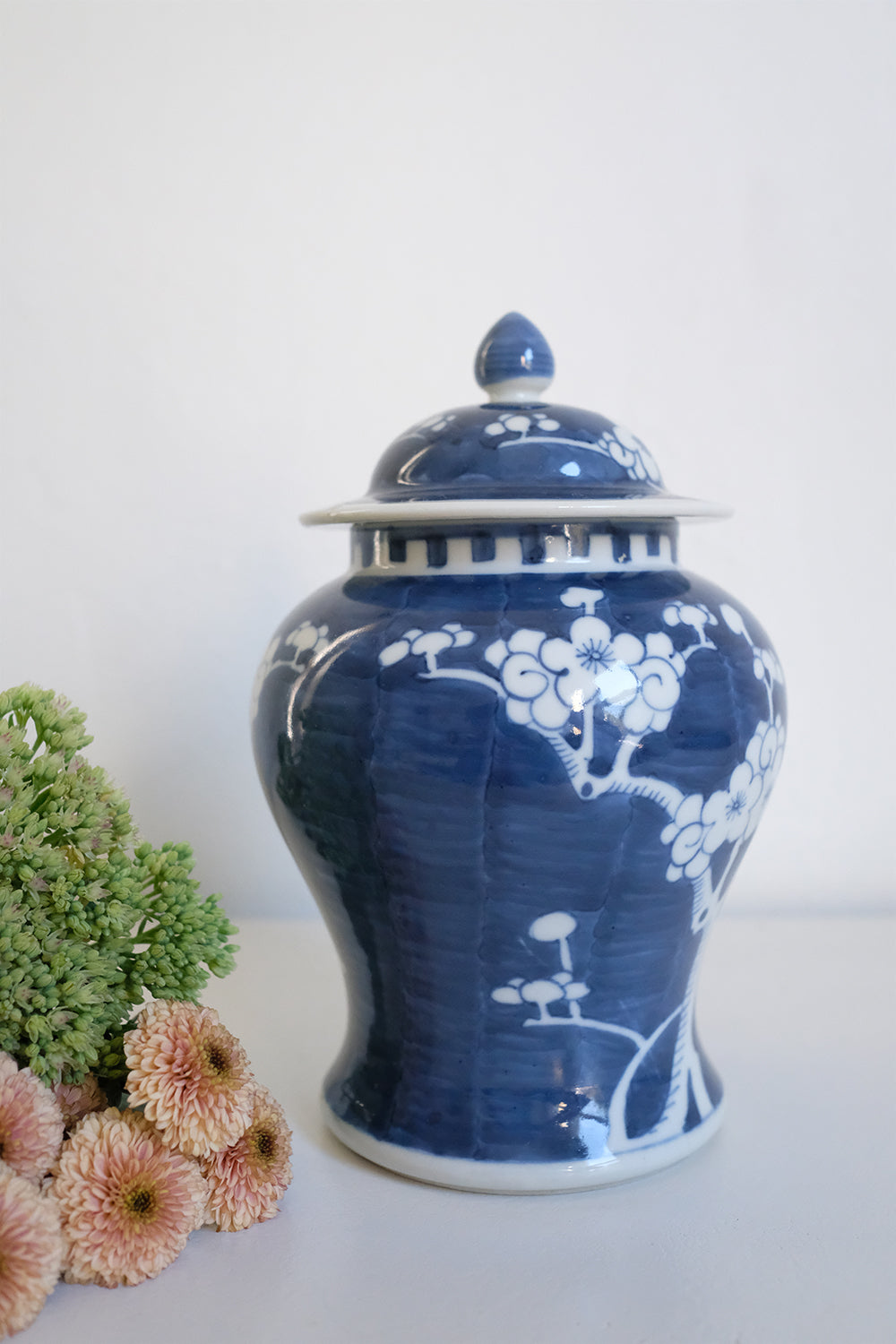 blue & white temple jar