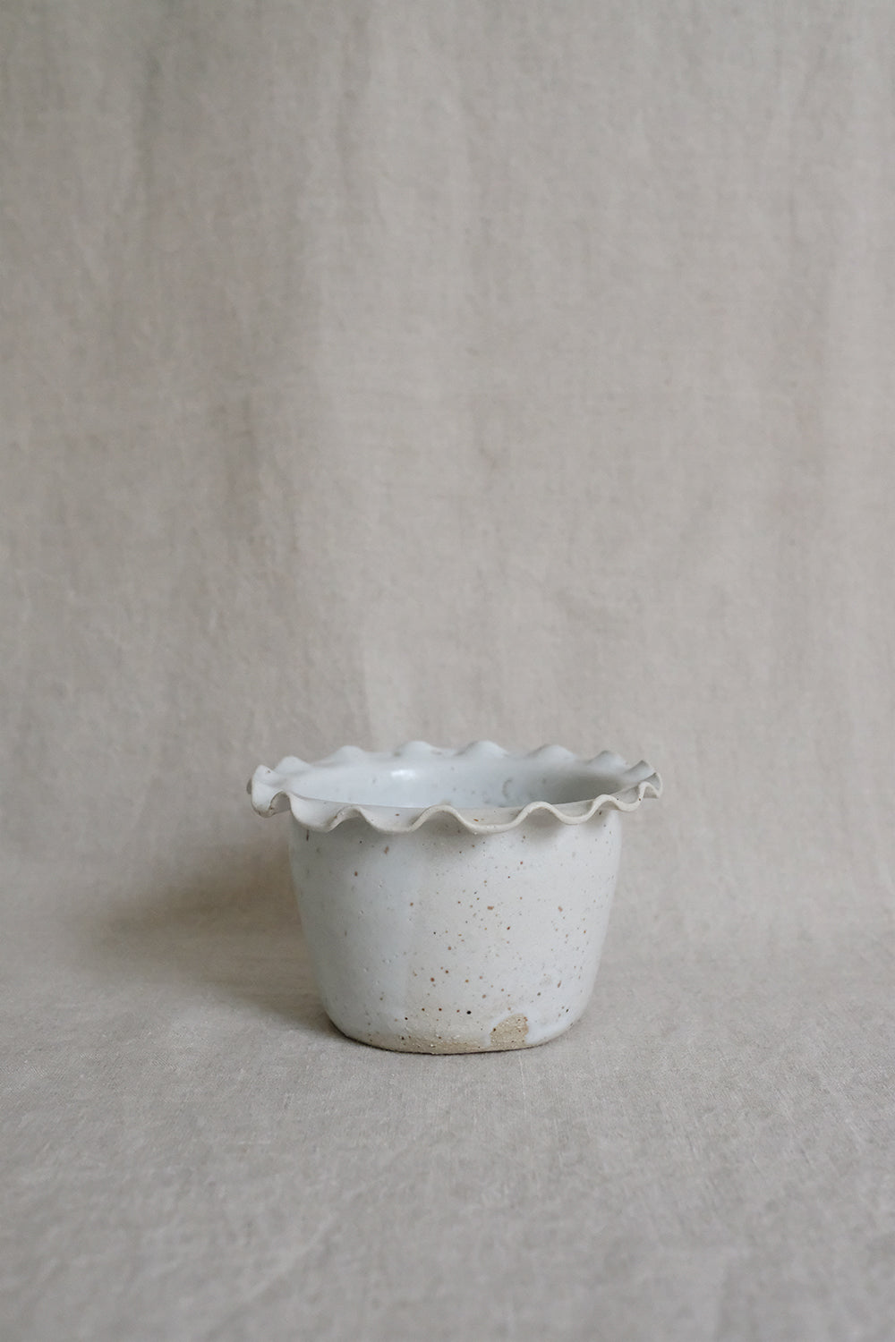 small wavy planter (seconds)