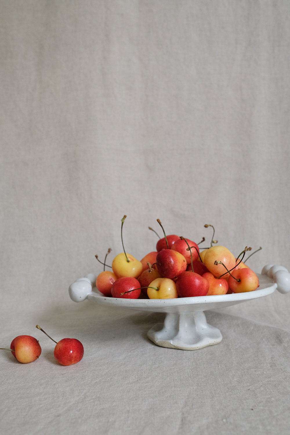 pedestal dish no. 2 (seconds)