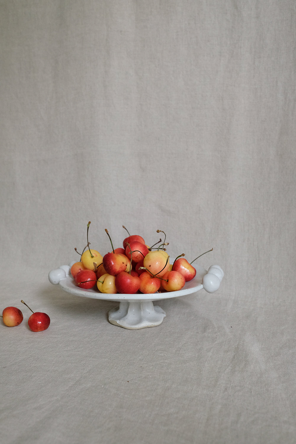 pedestal dish no. 2 (seconds)