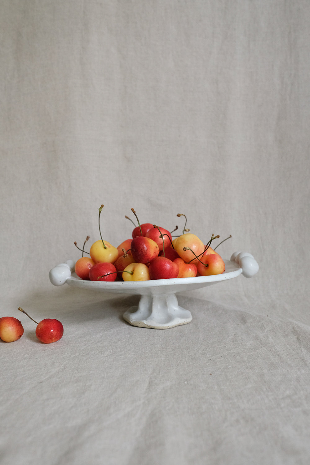 pedestal dish no. 2 (seconds)
