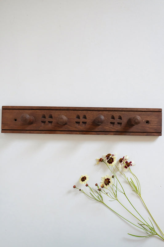 wood peg rack