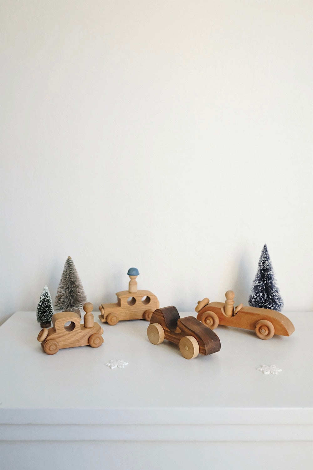 wooden cars - set of 4