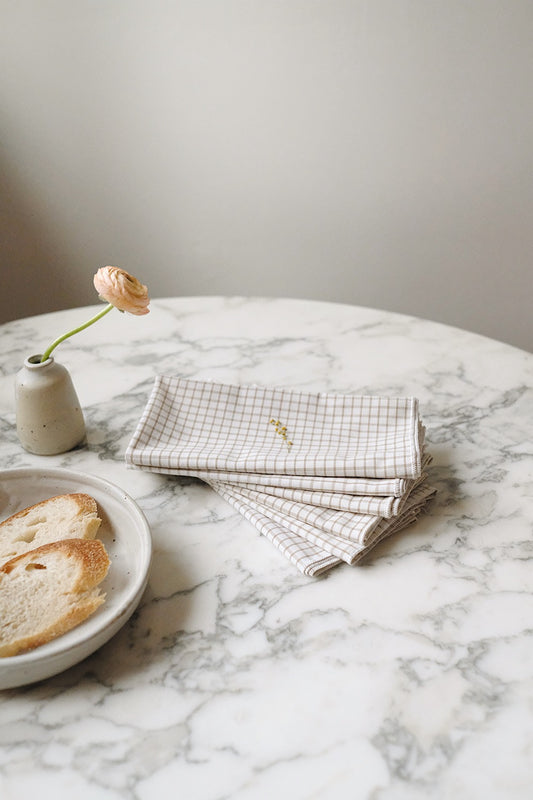 checked napkins - set of 6